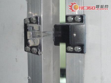 烤漆房的門始終關不上