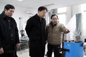 魏傳忠副局長一行深入北京檢查節日安全工作并慰問質檢干部職工