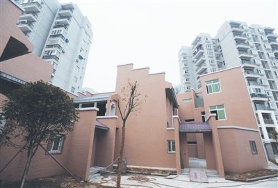 武漢經(jīng)適房小區(qū)建別墅群被曝光全部自行拆除