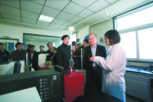 支樹平赴河北省檢查食品質量安全和慰問一線人員
