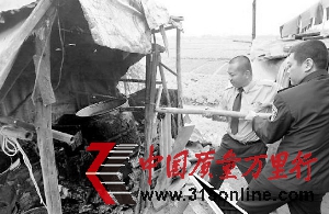 利用“地溝油”制假,一發(fā)現(xiàn)即嚴處。(資料圖片,圖文無關) 利用“地溝油”制假,一發(fā)現(xiàn)即嚴處。(資料圖片,圖文無關)