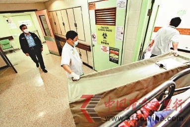 46歲女病人在律敦治留醫(yī)一周后,昨終不治。圖片來(lái)源:香港大公報(bào) 46歲女病人在律敦治留醫(yī)一周后,昨終不治。圖片來(lái)源:香港大公報(bào)