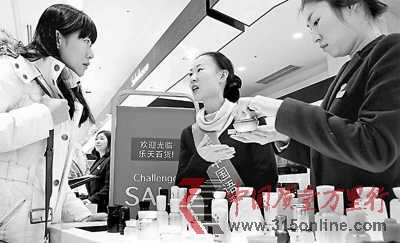 春節(jié)中國(guó)赴外游客急劇增長(zhǎng)世界熱搶“中國(guó)客”